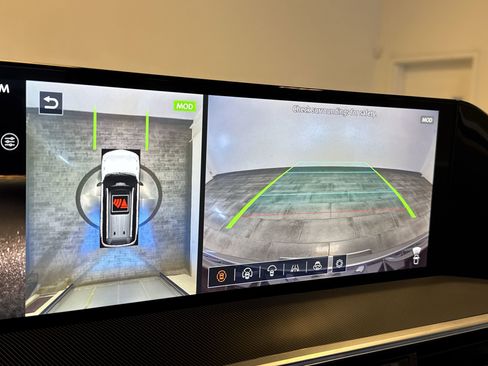 New 2026 INFINITI QX80 Luxe image 17