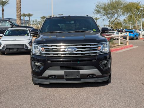 Used 2019 Ford Expedition Max XLT w/ Equipment Group 201A image 8