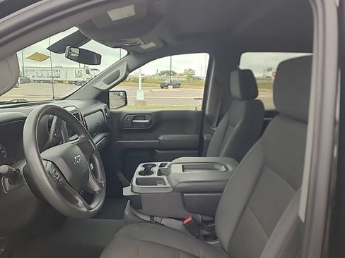 Used 2019 Chevrolet Silverado 1500 Custom Trail Boss w/ Custom Convenience Package AWD/4WD image 12