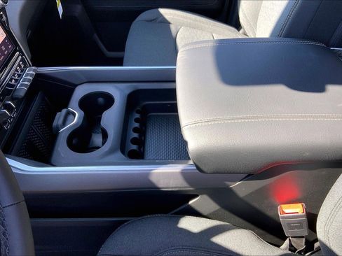 New 2026 RAM 2500 Big Horn image 8