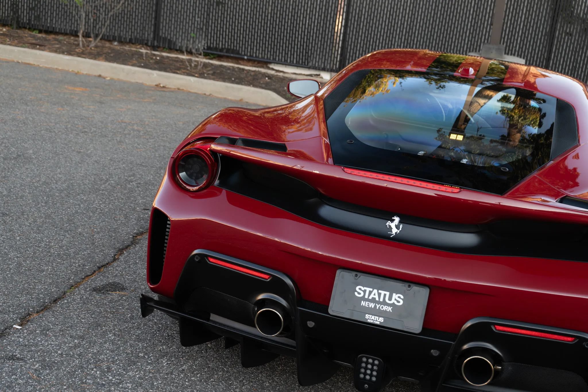 Used 2020 Ferrari 488 Pista Coupe RWD image 19