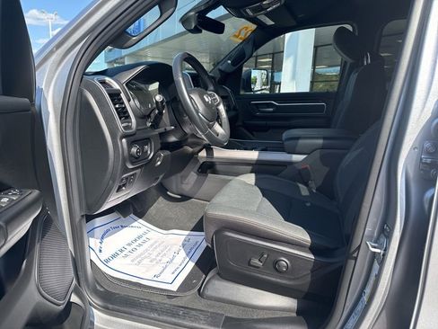 Used 2022 RAM 1500 Big Horn AWD/4WD image 4
