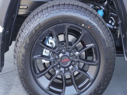 New 2025 Toyota Tundra Limited image 7