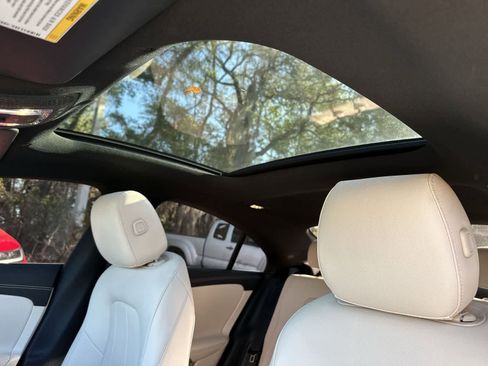 Used 2022 Mercedes-Benz CLA 250 image 17