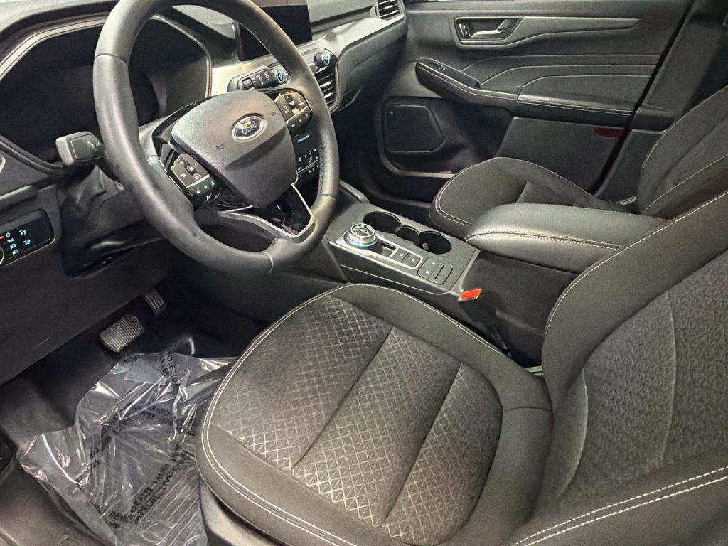 Used 2024 Ford Escape Active AWD/4WD image 26