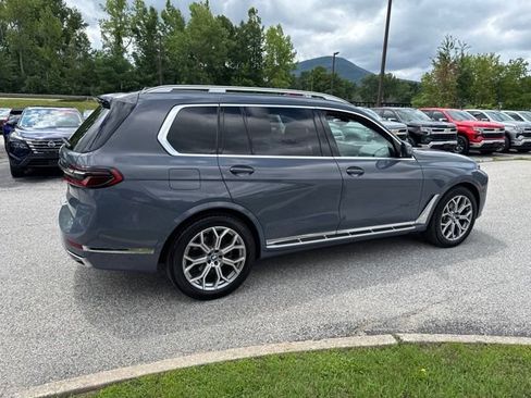 Used 2026 BMW X7 xDrive40i AWD/4WD image 29