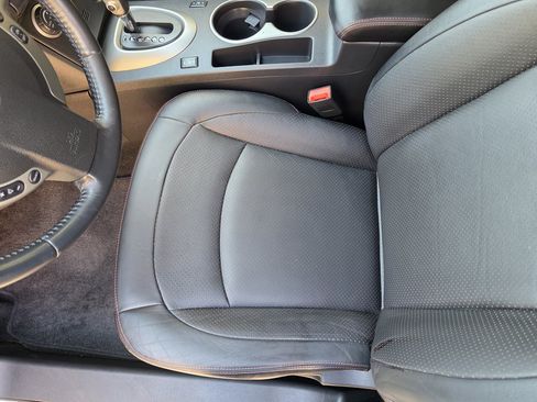 Used 2011 Nissan Rogue SV w/ SL Pkg AWD/4WD image 35