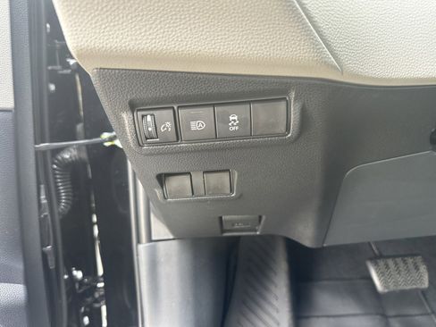 New 2026 Toyota Corolla Cross L AWD/4WD image 11