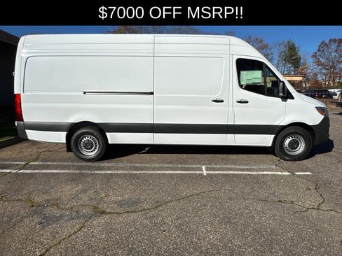 New 2026 Mercedes-Benz Sprinter 2500 image 26