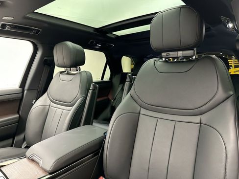 Certified 2024 Land Rover Range Rover Sport SE AWD/4WD image 7