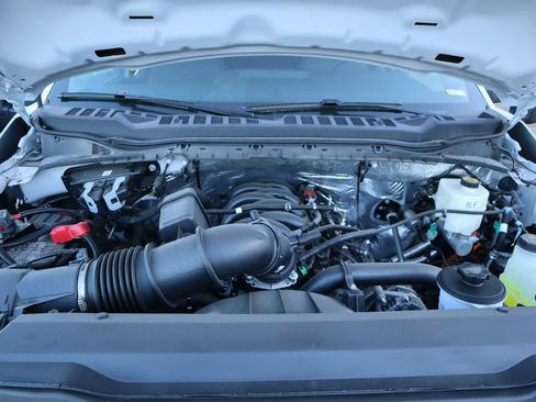 New 2025 Ford F350 XL AWD/4WD image 17