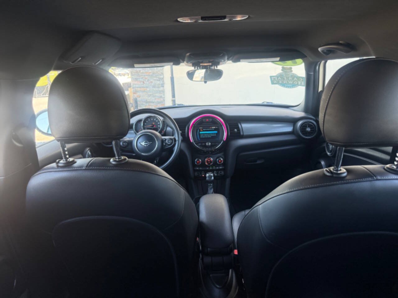 Used 2019 MINI Cooper 4-Door Hardtop FWD image 12