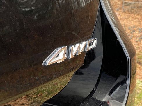 Certified 2023 Ford Explorer XLT w/ Equipment Group 202A image 11