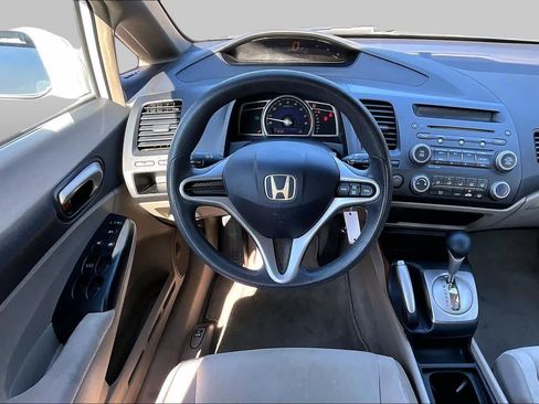 Used 2011 Honda Civic LX image 5