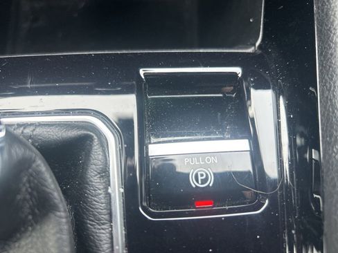 Used 2024 Jeep Compass Limited image 24