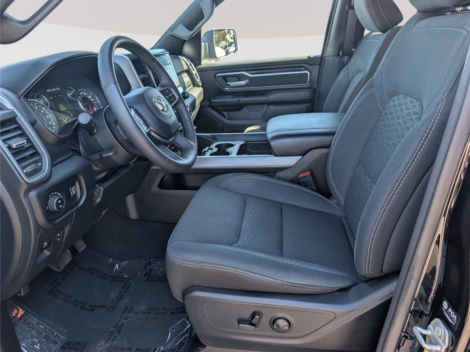 Used 2025 RAM 1500 Big Horn AWD/4WD image 15