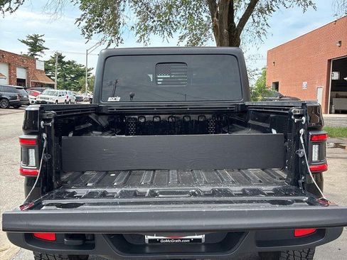 Used 2020 Jeep Gladiator Sport AWD/4WD image 17