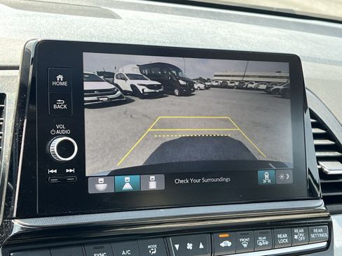 Used 2025 Honda Odyssey EX-L image 19