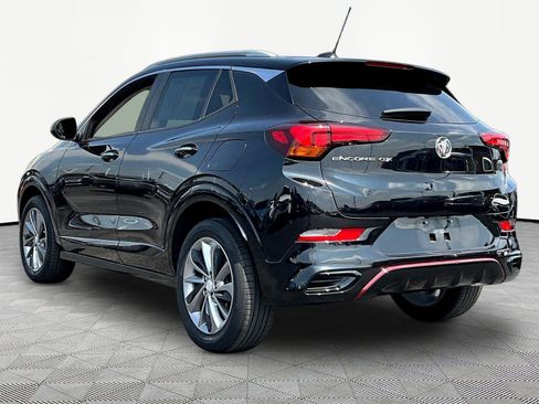 Used 2022 Buick Encore GX Preferred w/ Sport Touring Package FWD image 4
