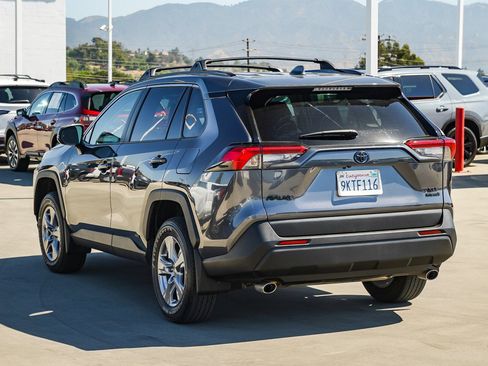 Used 2024 Toyota RAV4 XLE AWD/4WD image 5