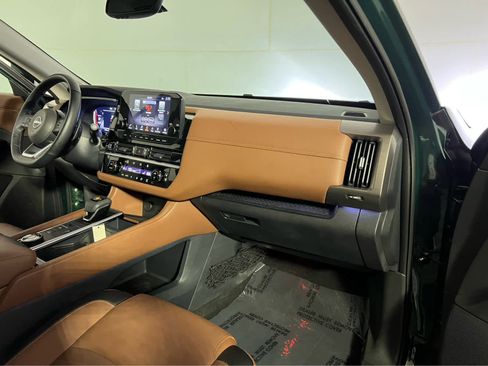 Certified 2024 Nissan Pathfinder Platinum w/ Cargo Package image 31