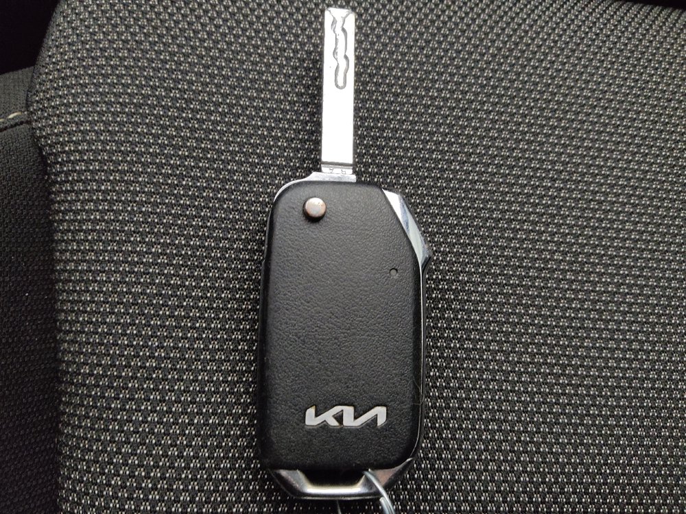 Used 2022 Kia Forte LXS w/ LXS Technology Package FWD image 32