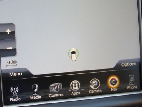 Used 2014 Jeep Grand Cherokee Limited w/ Trailer Tow Group IV image 25