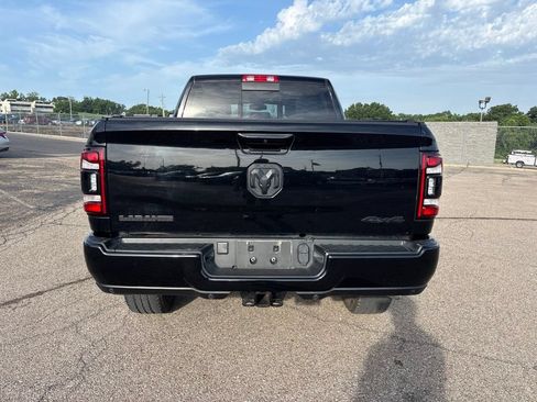 Used 2024 RAM 2500 Laramie w/ Night Edition AWD/4WD image 6