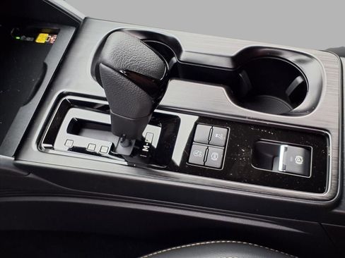 New 2026 Subaru Outback Limited image 10