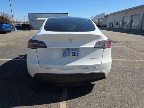 Used 2023 Tesla Model Y Long Range image 14
