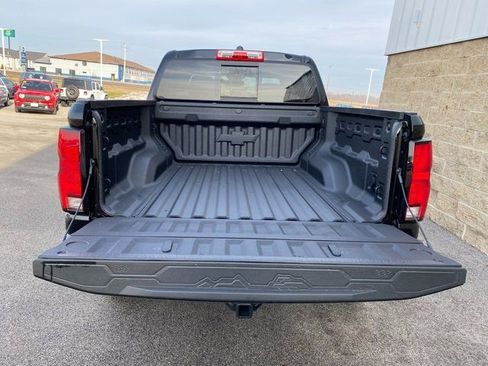 New 2026 GMC Canyon Elevation w/ Convenience Package AWD/4WD image 10