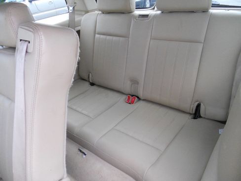 Used 2005 Lincoln Aviator AWD image 26