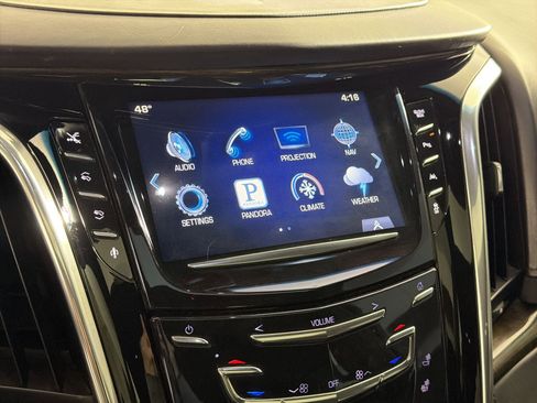 Used 2016 Cadillac Escalade Platinum AWD/4WD image 24