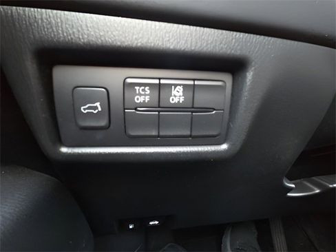 Used 2018 MAZDA CX-5 Touring w/ Preferred Equipment Package image 22