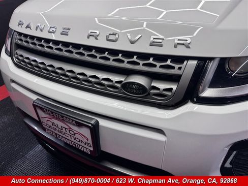 Used 2018 Land Rover Range Rover Evoque SE Dynamic AWD/4WD image 41