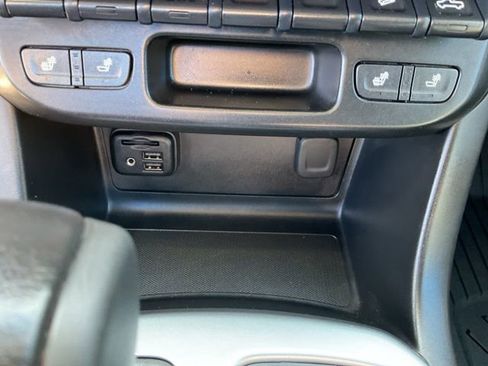 Used 2021 Chevrolet Colorado ZR2 w/ Colorado ZR2 Bison Edition image 18