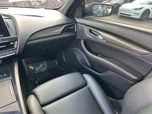 Used 2021 Cadillac CT5 V image 18