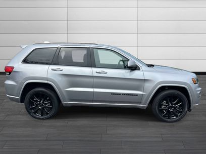 Used 2020 Jeep Grand Cherokee Altitude