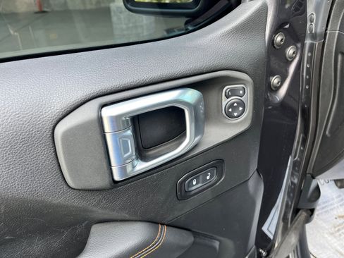 Used 2021 Jeep Gladiator Mojave AWD/4WD image 14