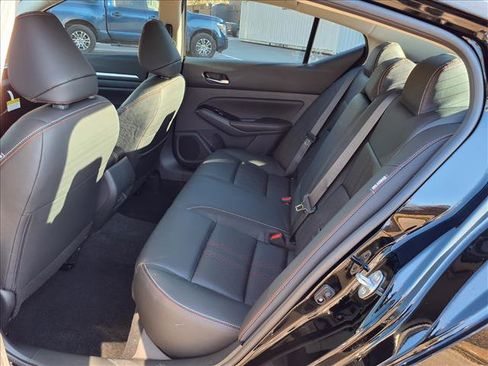 New 2025 Nissan Altima 2.5 SR image 11