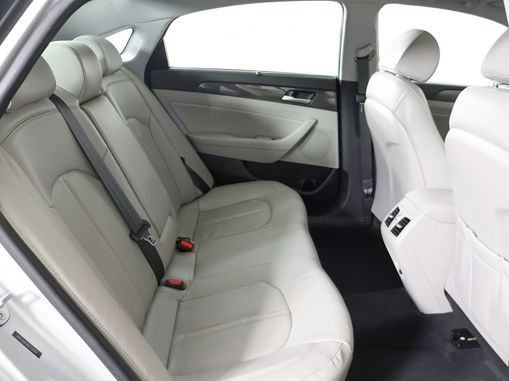 Used 2019 Hyundai Sonata Limited w/ Ultimate Package 04 FWD image 39