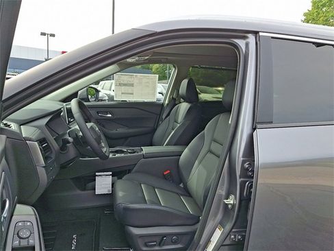 New 2026 Nissan Rogue SV w/ SV Premium Package image 5