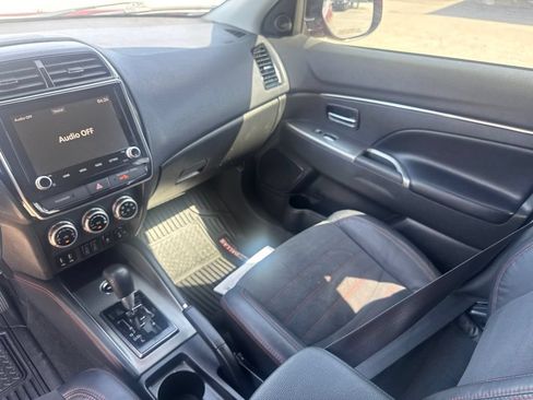 Used 2022 Mitsubishi Outlander Sport SE AWD/4WD image 13