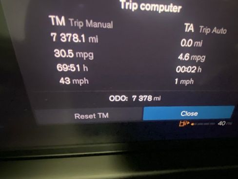 Used 2025 Volvo XC40 B5 Plus w/ Protection Package Premier image 16