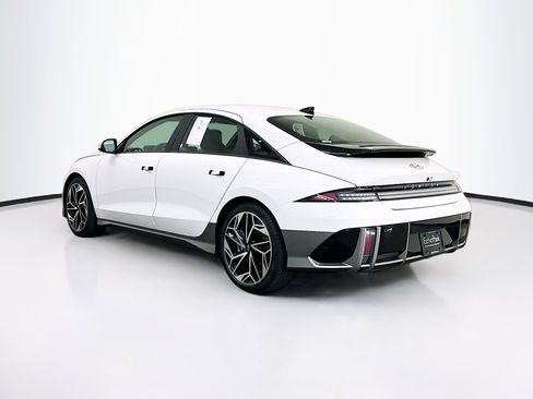 Used 2024 Hyundai Ioniq 6 SEL AWD/4WD image 5