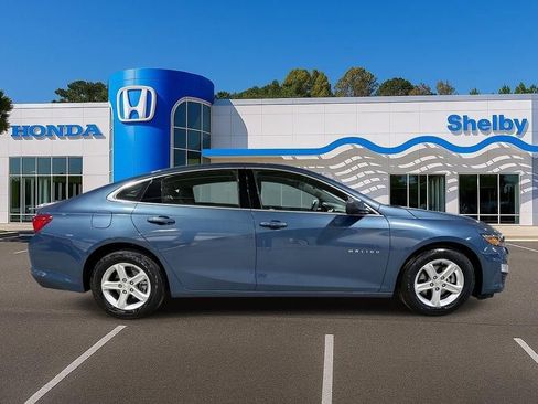 Used 2024 Chevrolet Malibu LS FWD image 9