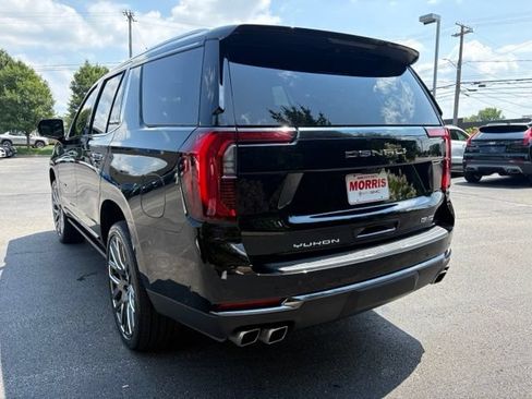 Used 2025 GMC Yukon Denali Ultimate w/ LPO, Floor Liner Package AWD/4WD image 3