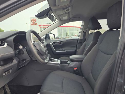 Used 2025 Toyota RAV4 LE image 22