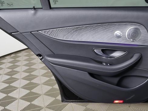 Used 2021 Mercedes-Benz E 350 E 350 image 24