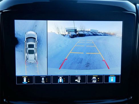 Used 2022 Chevrolet Traverse Premier image 19